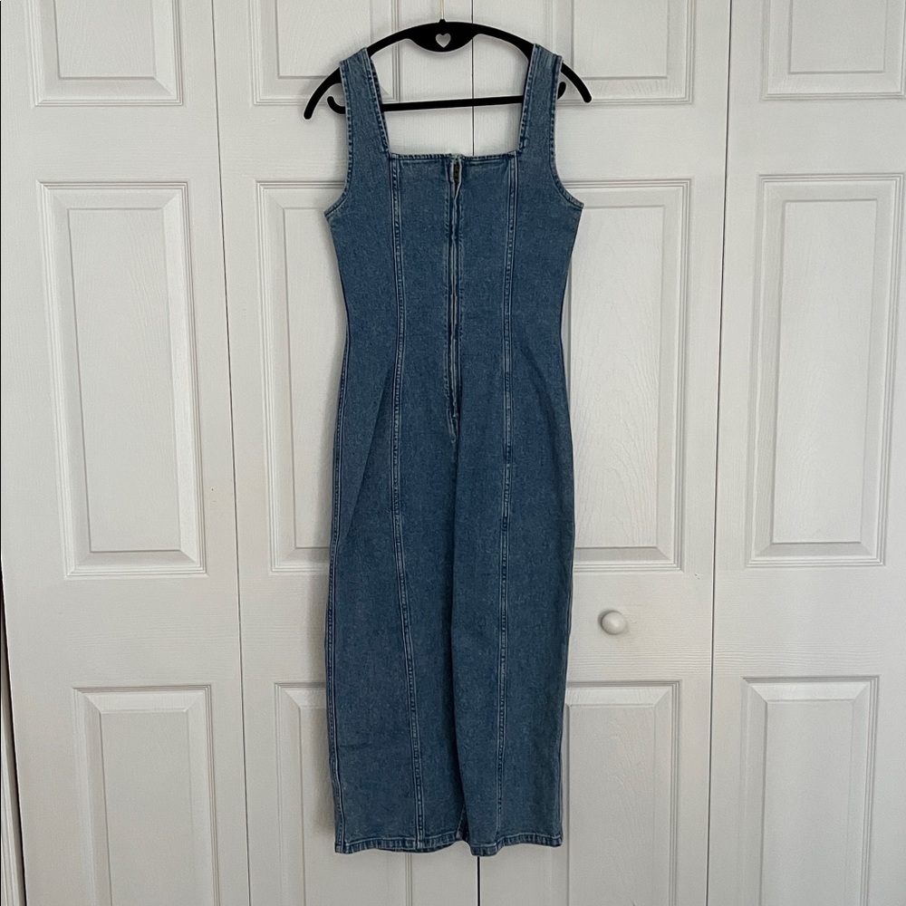 Abercrombie & Fitch Denim Midi Dress - Picture 5 of 5